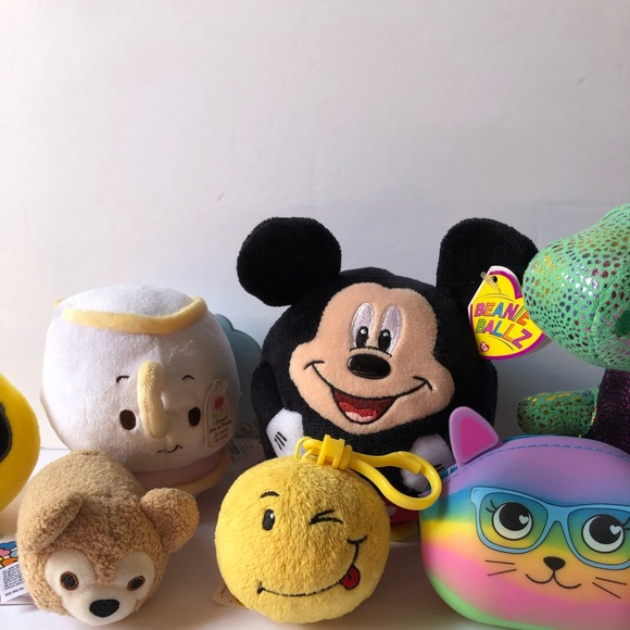 TOY BUNDLE- Beauty & The Beast, Mickey Mouse Beenie, Tsum Tsum, etc. NWOT - Picture 3 of 5